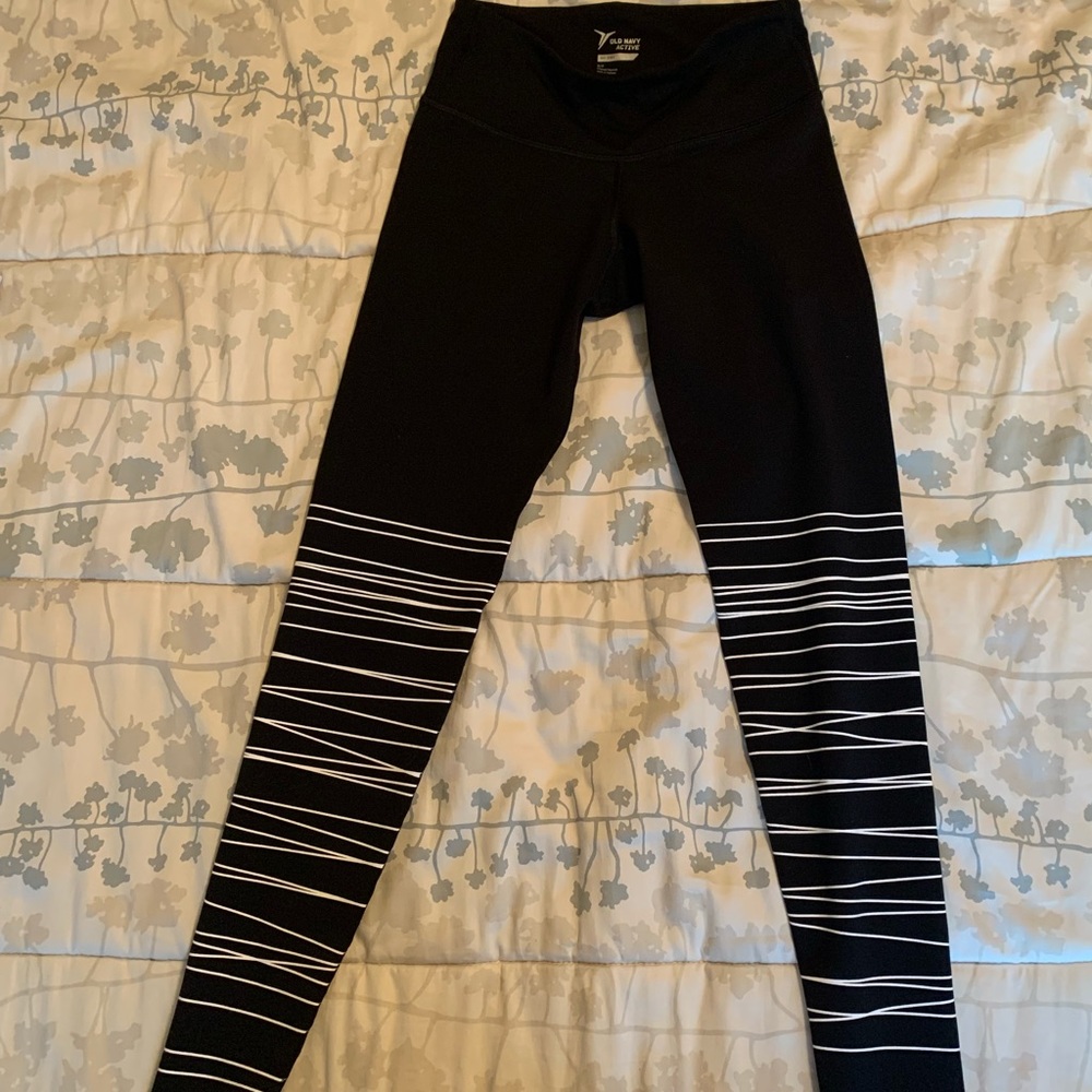 Old Navy Active Leggings, Size Small